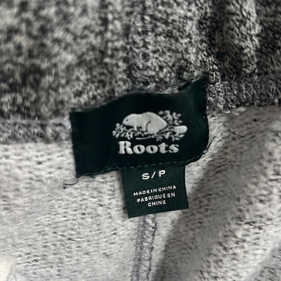 Roots Salt and Pepe’s Sweats - Picture 3 of 4